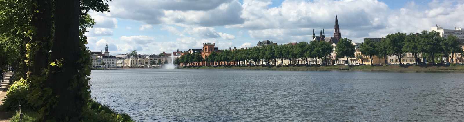 Blick auf den Pfaffenteich in Schwerin